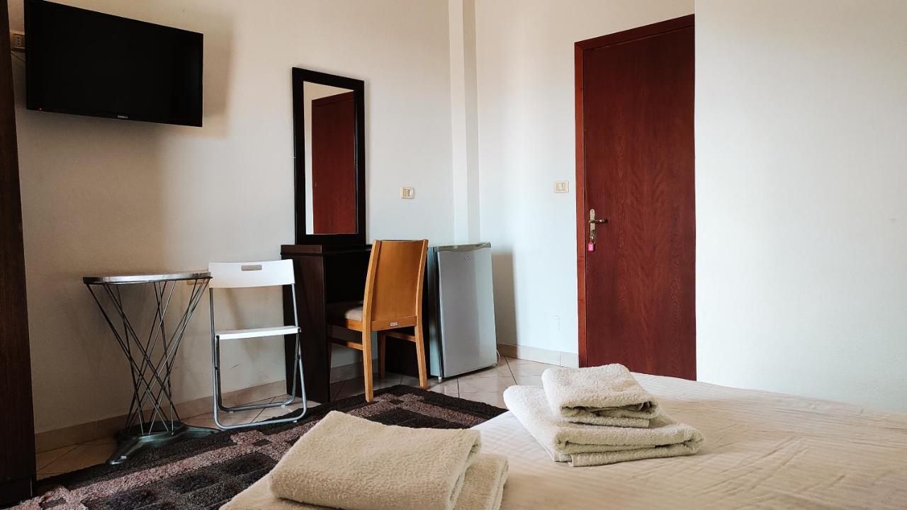 Guesthouse Villa Joanna&Mattheo Saranda Dış mekan fotoğraf