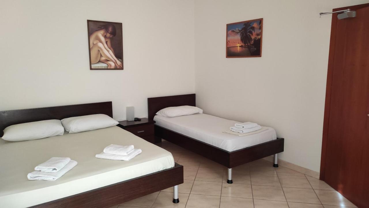 Guesthouse Villa Joanna&Mattheo Saranda Dış mekan fotoğraf
