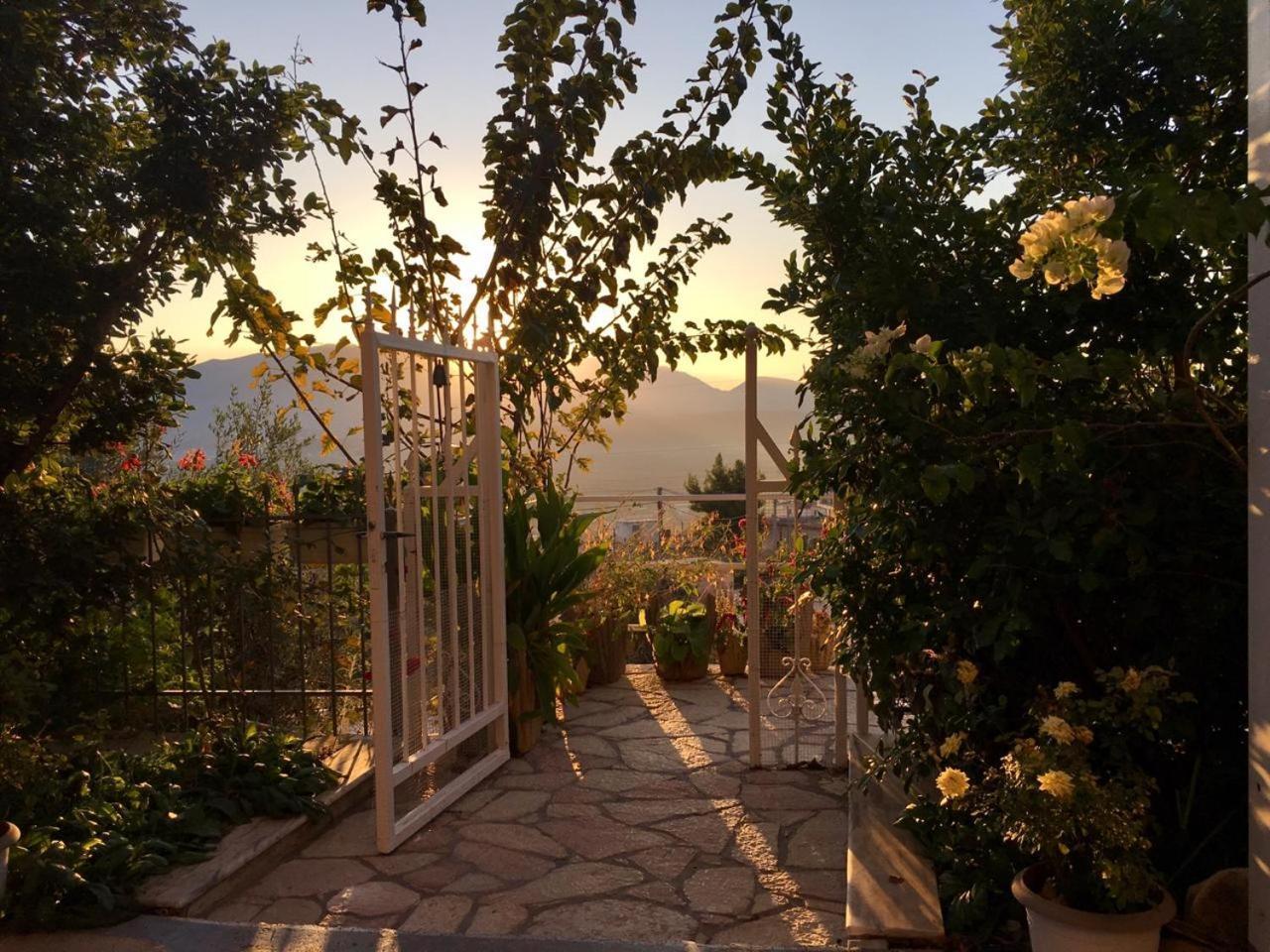 Guesthouse Villa Joanna&Mattheo Saranda Dış mekan fotoğraf