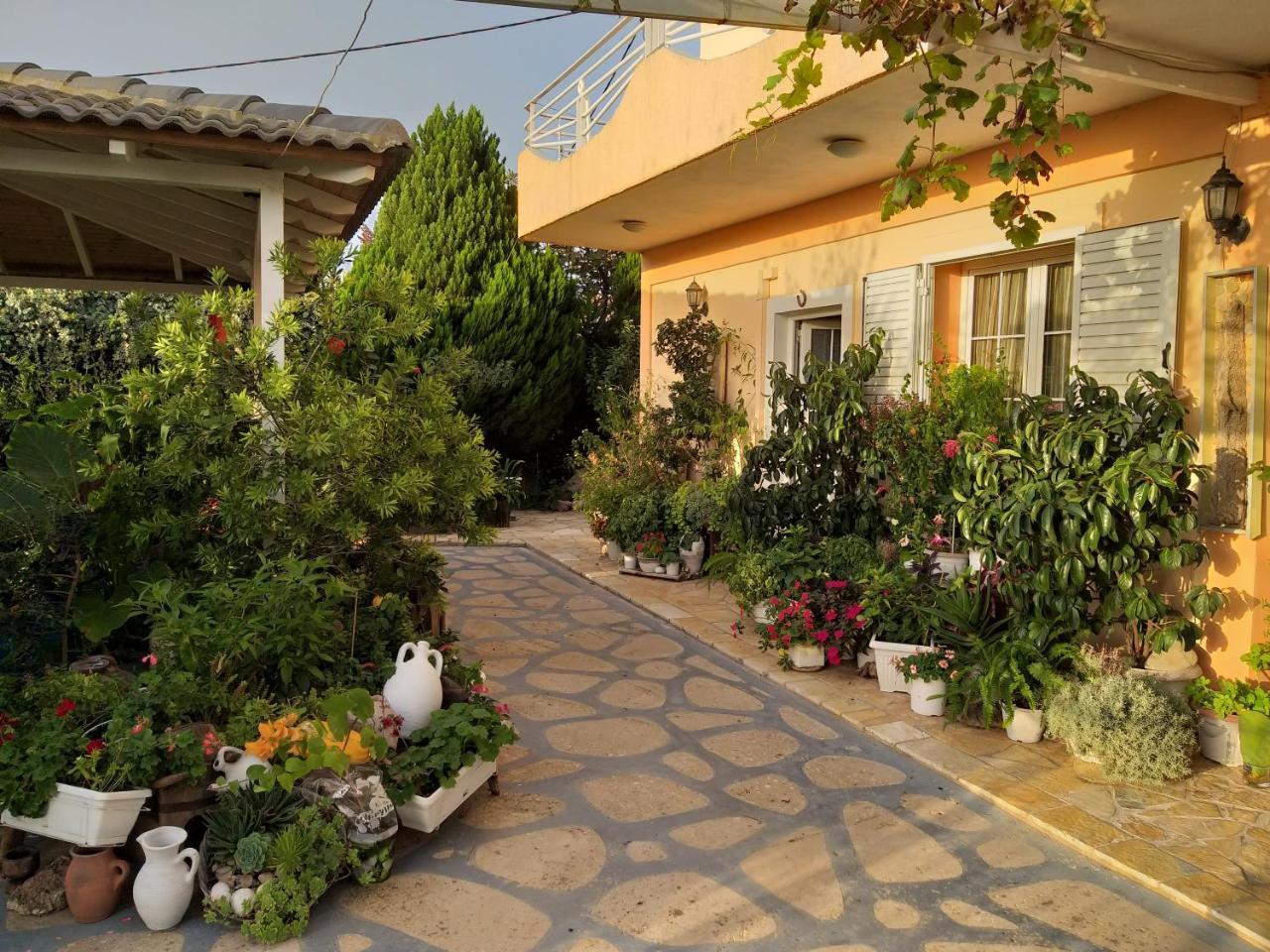 Guesthouse Villa Joanna&Mattheo Saranda Dış mekan fotoğraf