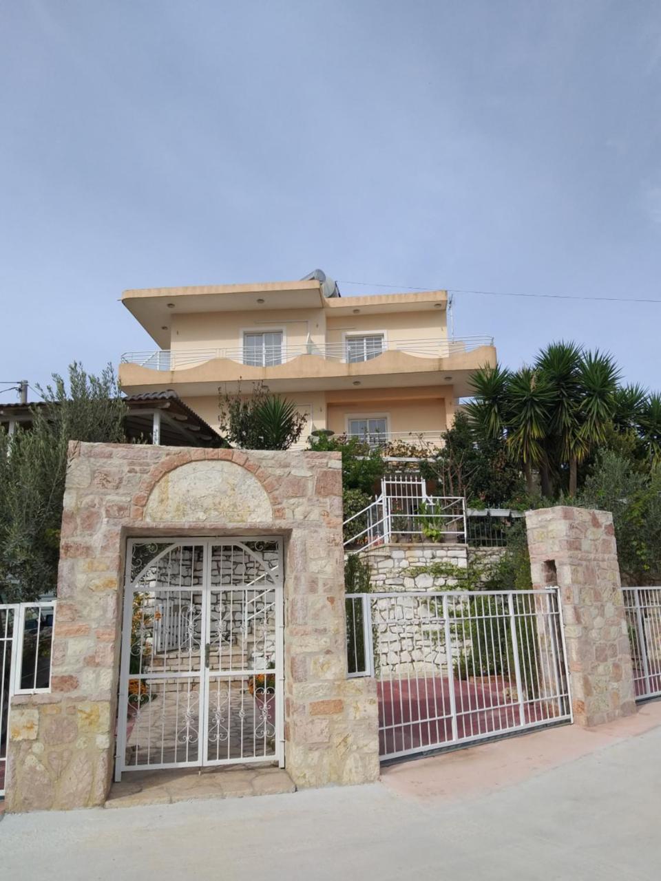 Guesthouse Villa Joanna&Mattheo Saranda Dış mekan fotoğraf